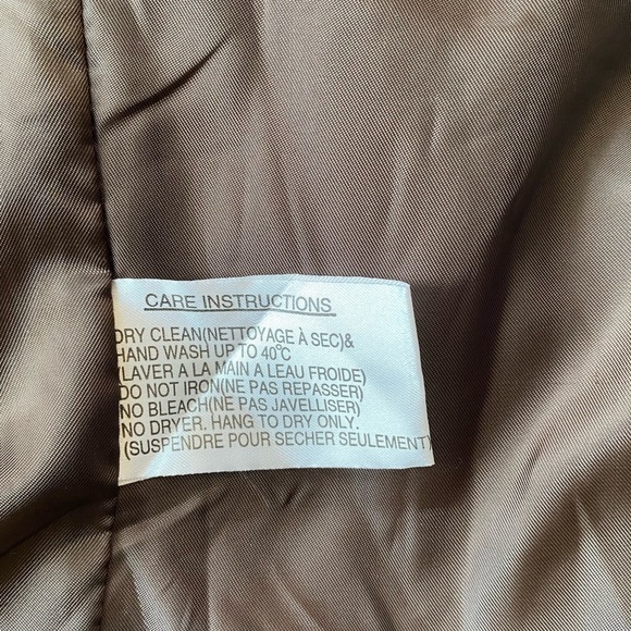 Bernardo collection animal print jacket‎ size medium. - Picture 15 of 16